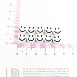 10 Cuentas Redondas Fondo Blanco Carita Negra 10mm A