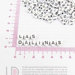 100 Cuentas Corazones Fondo Blanco Letras Negras D