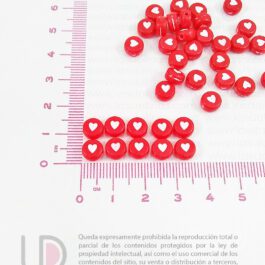 10  Cuentas Redondas Fondo Rojo Corazón Blanco S